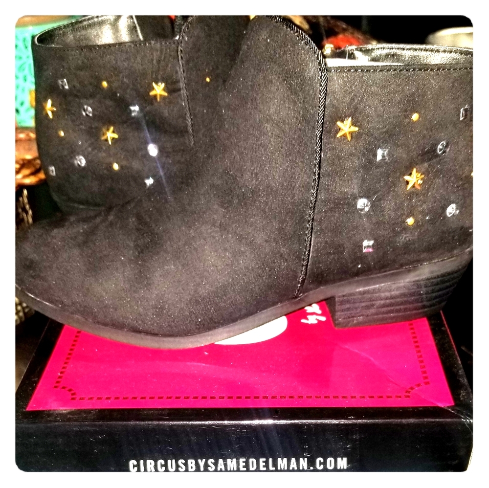 Girls Suede Ankle Boots Size 1